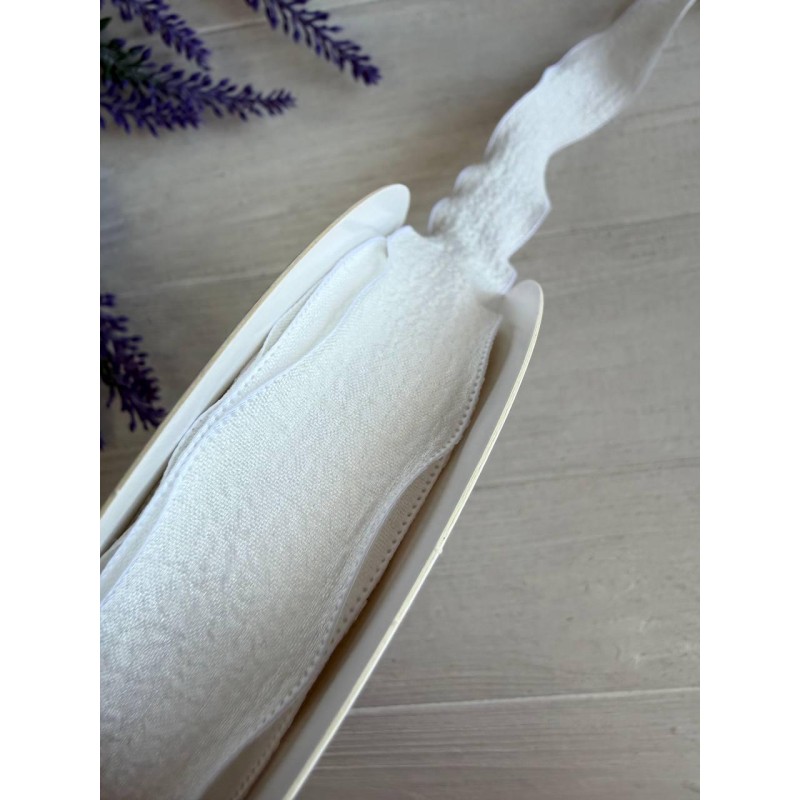 Лента  2,5 см " Волна " белая 9 метров