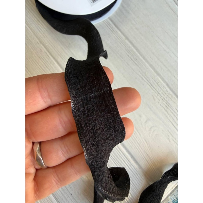 Лента  2,5 см " Волна " черная 9 метров