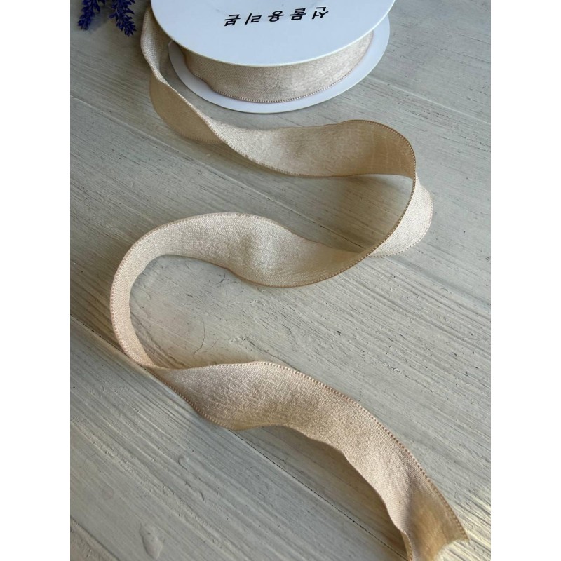 Лента  2,5 см " Волна " бежева 9 метров