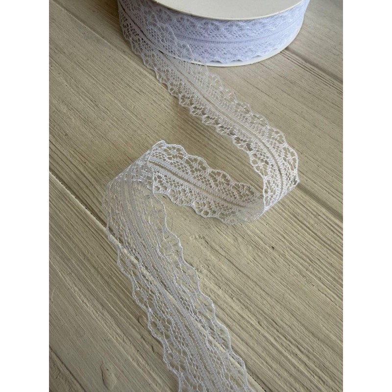 Мереживо 3 см " Тонке 328 " біле  45 метрів