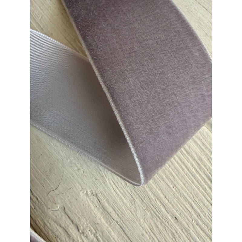 Стрічка оксамитова "4 см" світло сіра  27 метрів