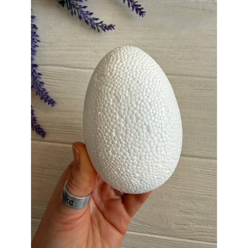 Яйця пенопластові 9,3 * 6,4 см  6 шт