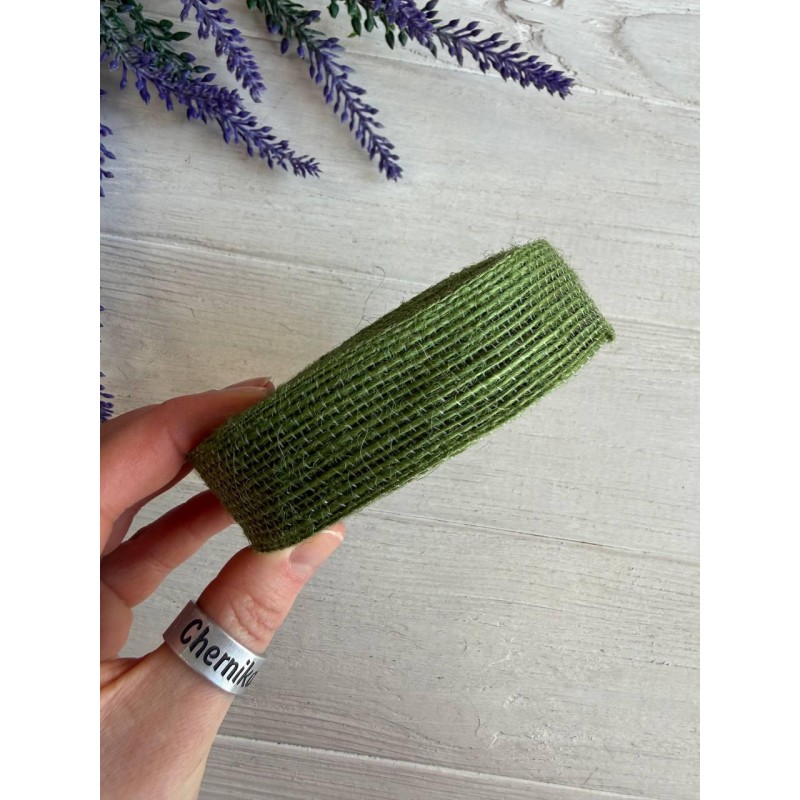 Стрічка мішковина  2.5 см оливковий 10 метрів