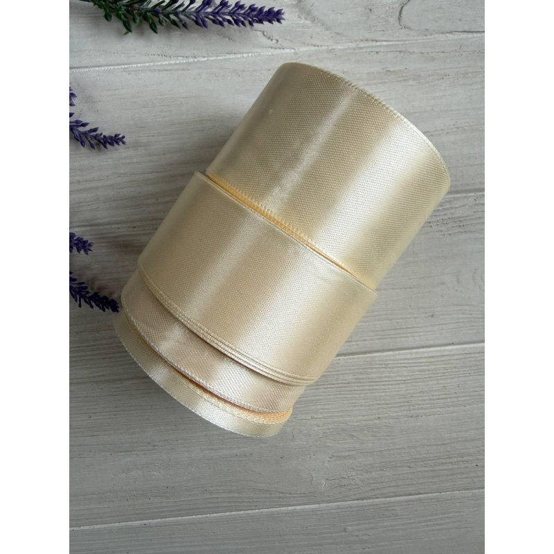 Стрічка атласна 4 см рулон  кремова #08 32,5 метри