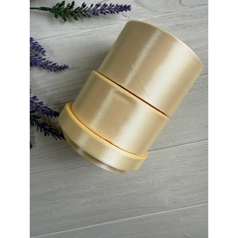 Стрічка атласна 5 см бежева #02  32,5 метра