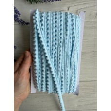 Тесьма  " Мелкие помпоны " пастельно голубая 22,5 метра