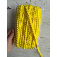 Тесьма " Мелкие помпоны " желтая 22,5 метра