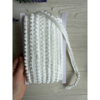 Тесьма " Мелкие помпоны "  белая 22,5 метра