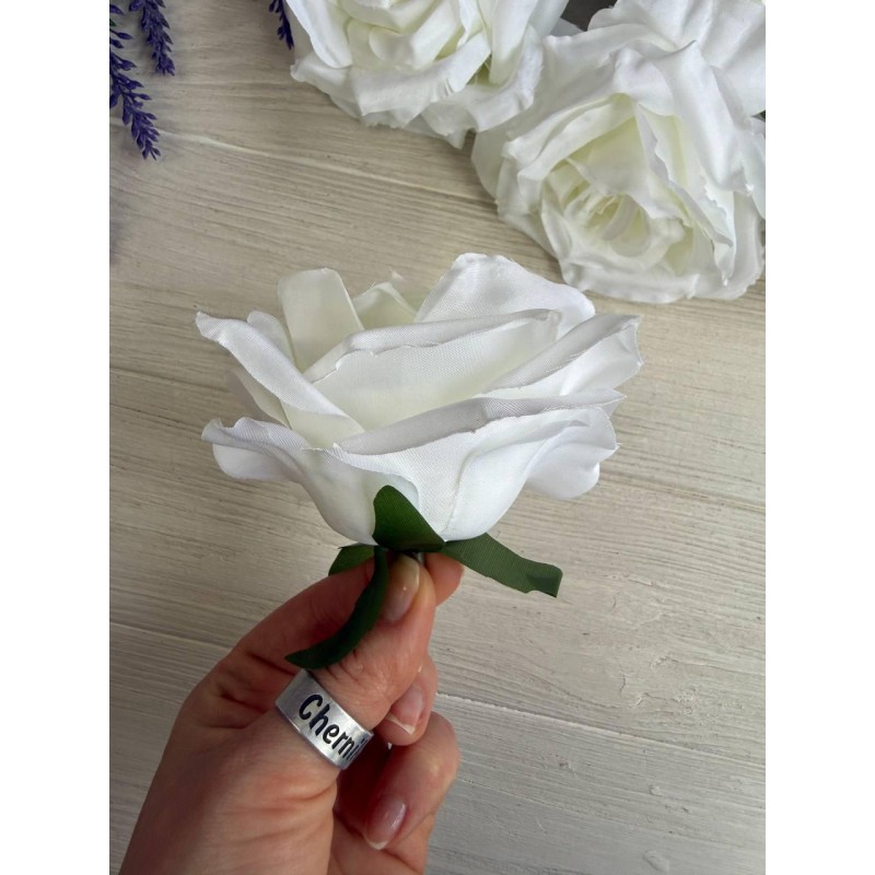 Роза головка " 30687 " молочная 12 шт