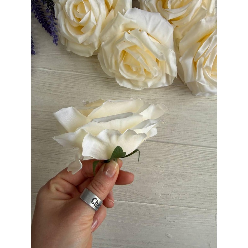 Роза головка " 30687 " бежевая 12 шт