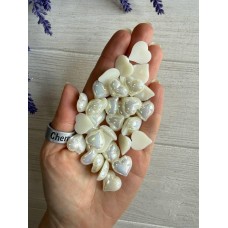 Кабошон " Серце " бежевий АВ  30 грам