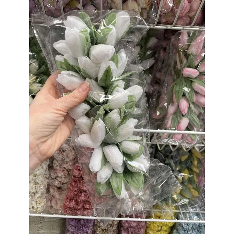 Тюльпаны большие  ,  белые  36 шт