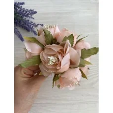 Пионы на ножке  букет ,  персиковые    30 шт