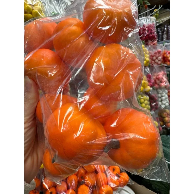 Тыквы большие , оранжевые    10 шт